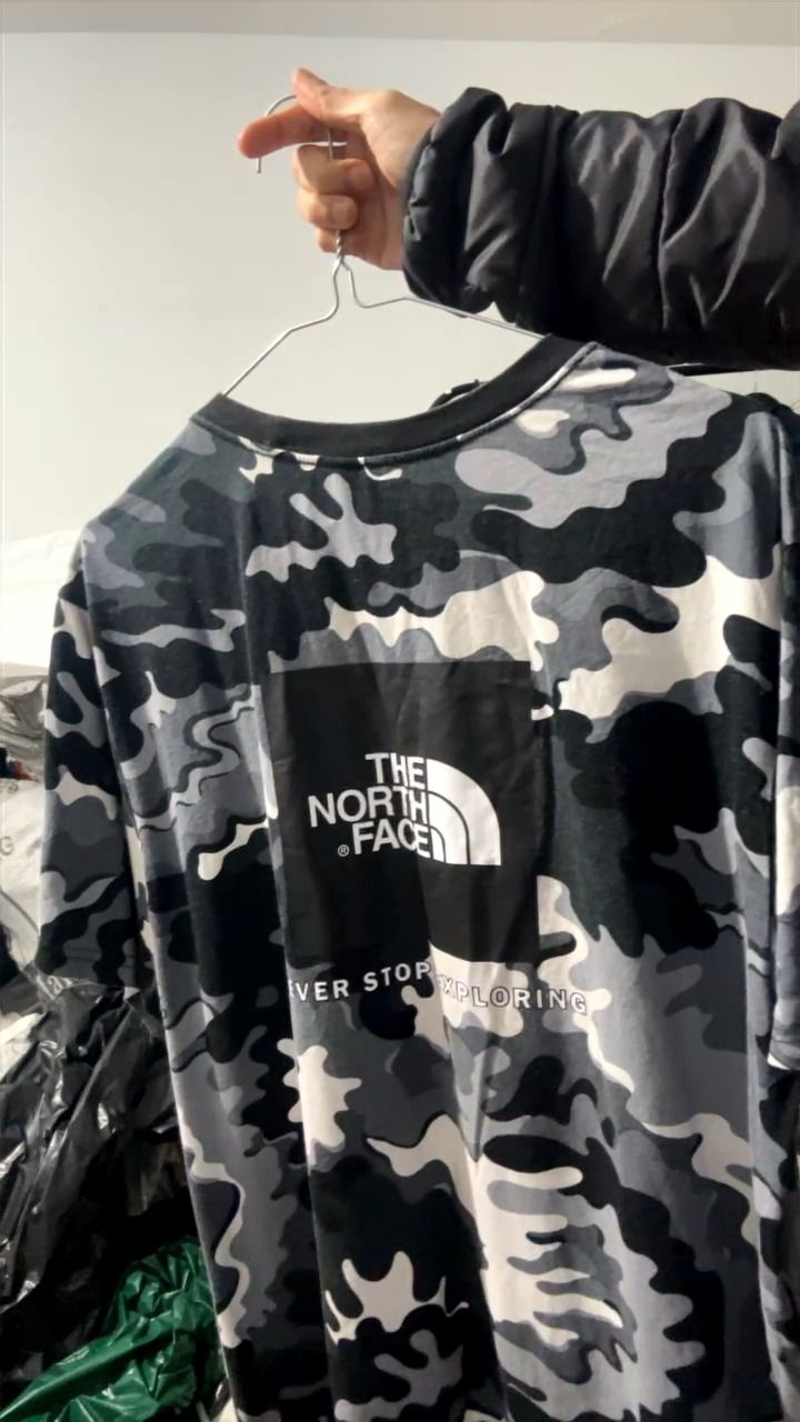 Other XL tnf tees very good condition  product image