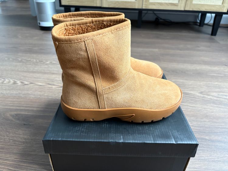 Golddigga Chestnut Boots image 1