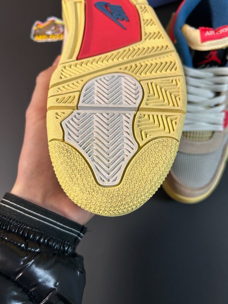 Immagine di Jordan 4 Union Guava 42.5 5