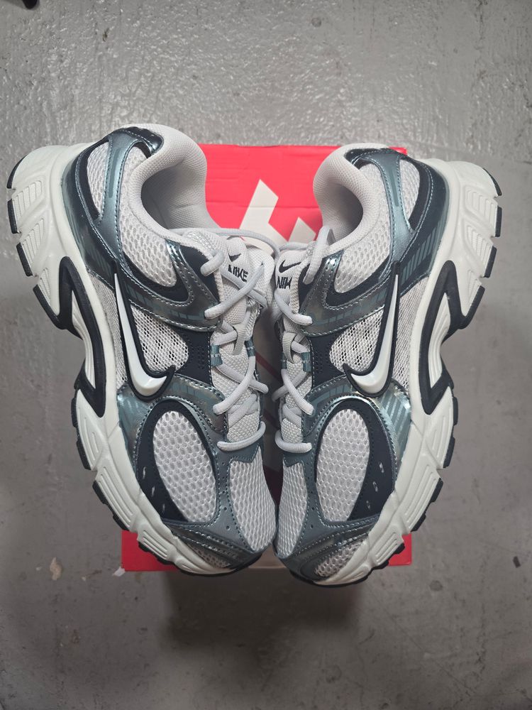 Nike V5 RNR 