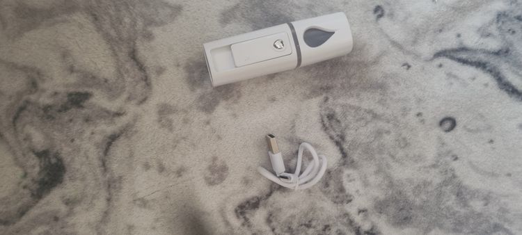 Other White Electronic Device With Usb Cable-Humidifer product image