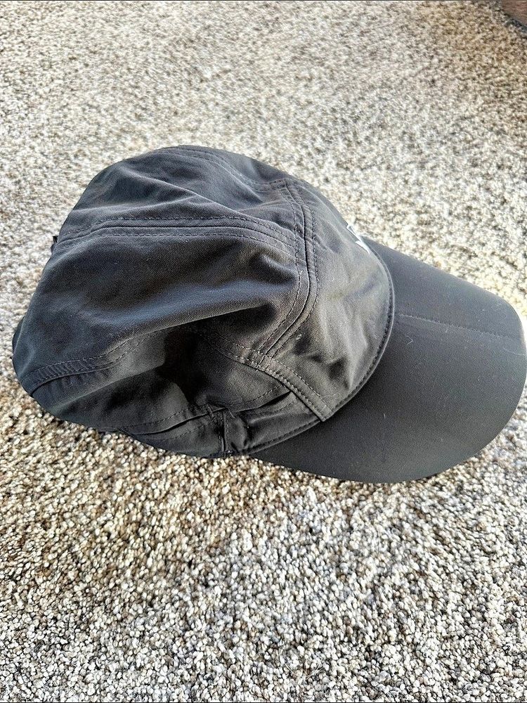 Black Cap image 1