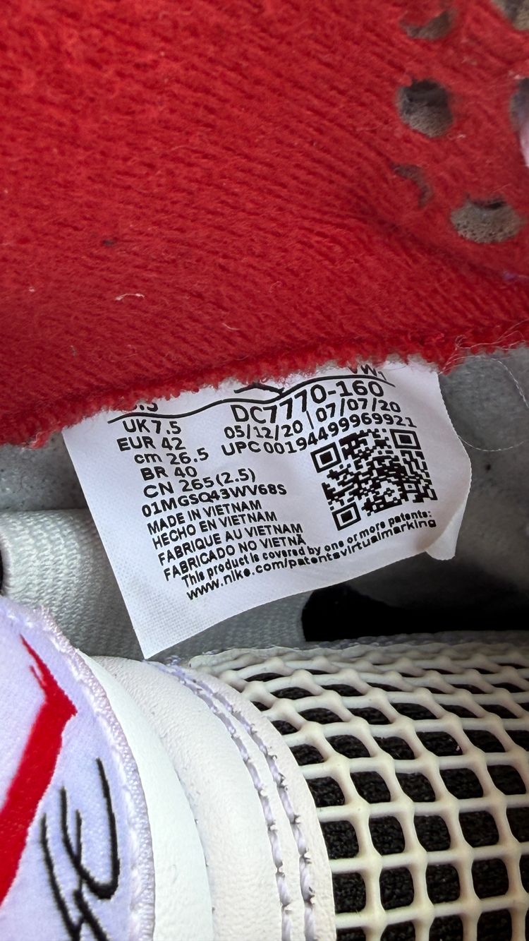 Jordan 4 Fire Red size 42 4