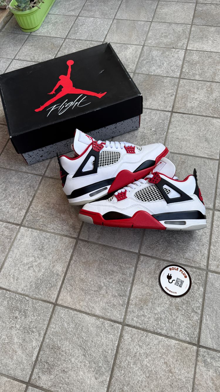 Jordan 4 Fire Red size 42