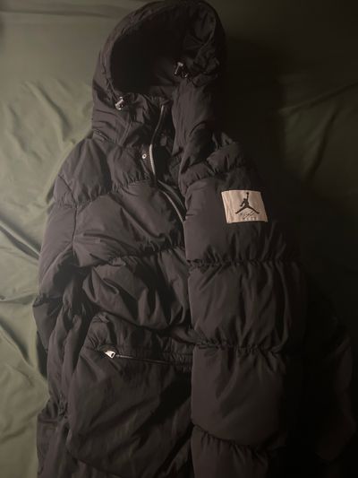Jordan black puffer jacket