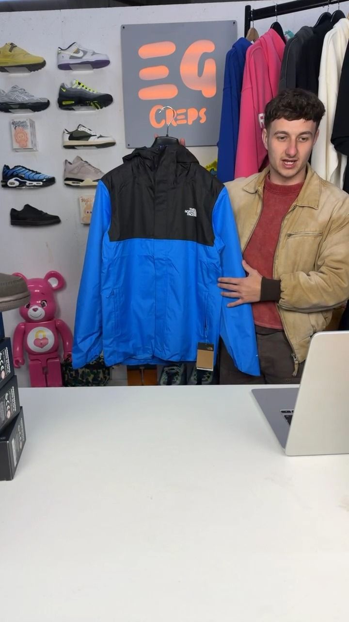 The North Face MEDIUM THE NORTH FACE QUEST ZIP UP JACKET - NEW £155RRP  product image