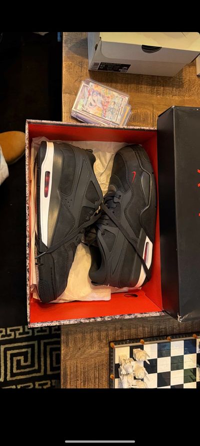 Jordan 4 RM Nigel Silvestre