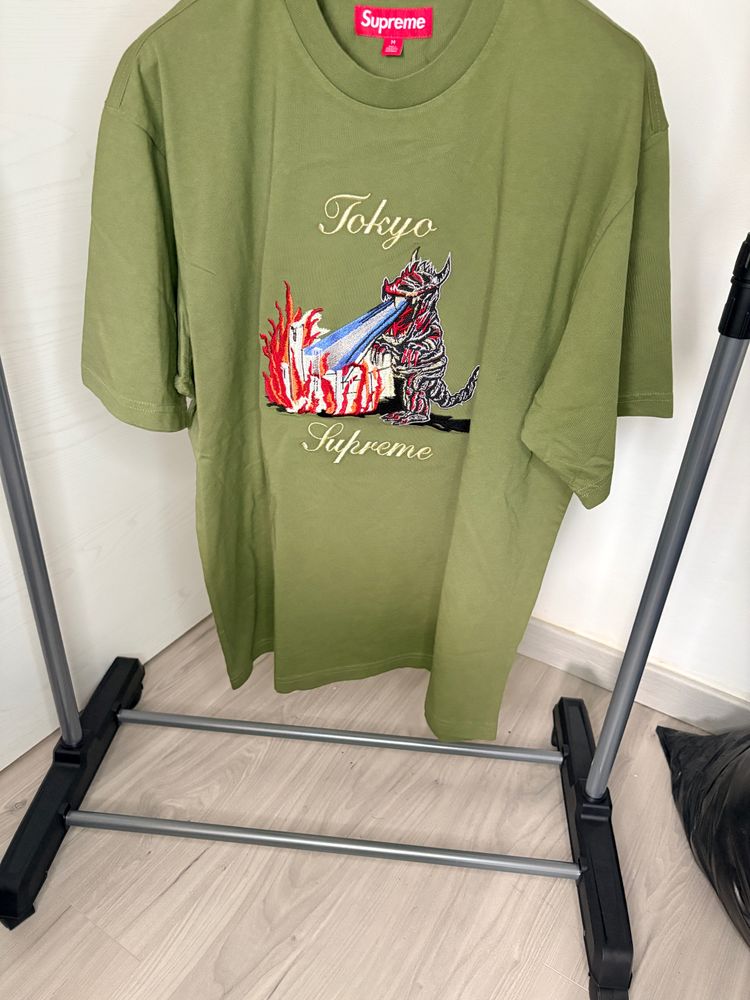 Supreme Green Tokyo Graphic T-Shirt
