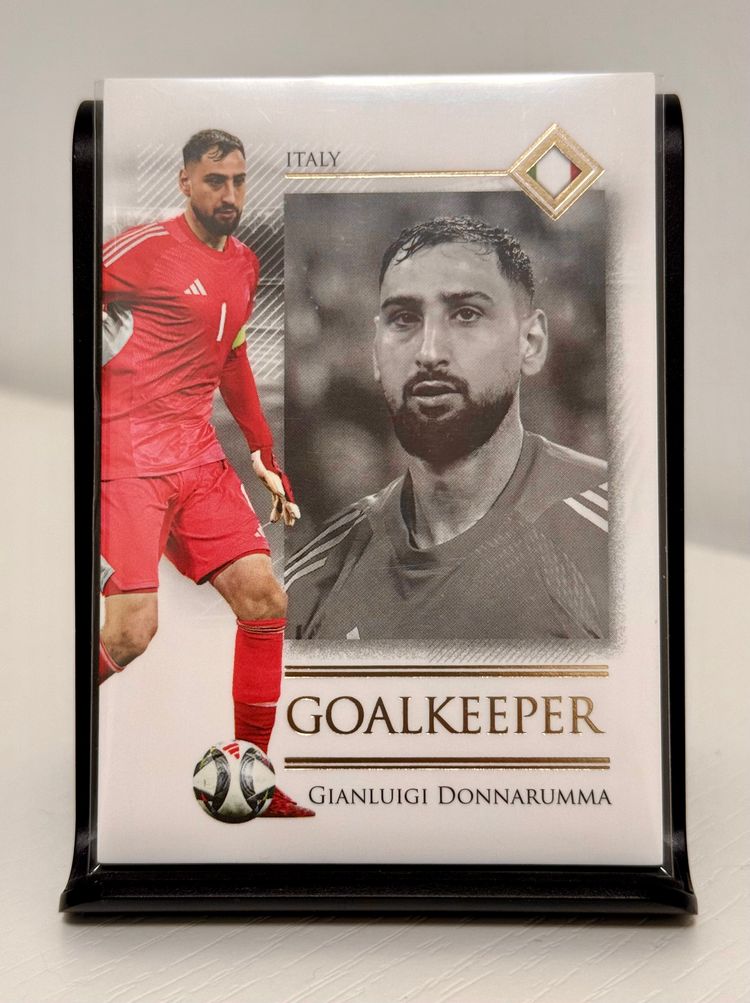 Other Gianluigi Donnarumma Futera Unique 2025 product image