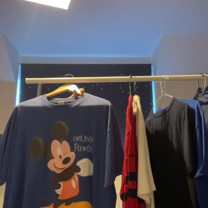 Guess Guess Graphic T-Shirt - XL product image