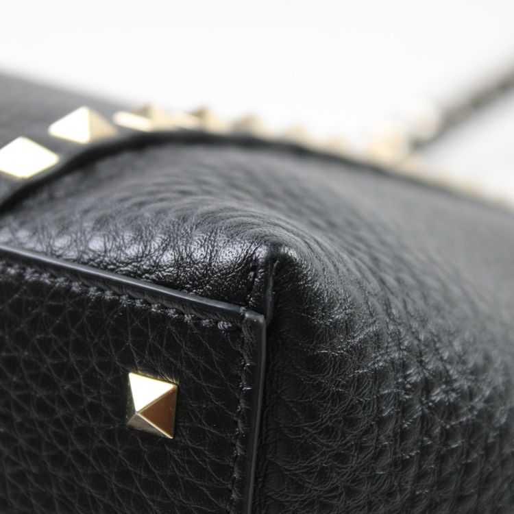 Valentino Garavani Rockstud Shopping Bag 14