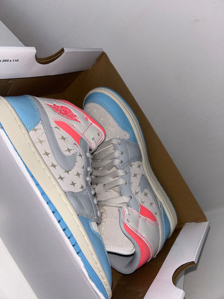 air Jordan 1 mid special edition UK3.5 image 6