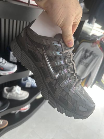 Nike Men's p-6000
