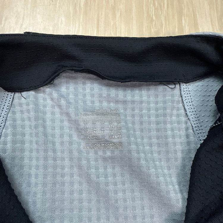 Nike 2000's technical panelled dri-fit active tee (L) 2
