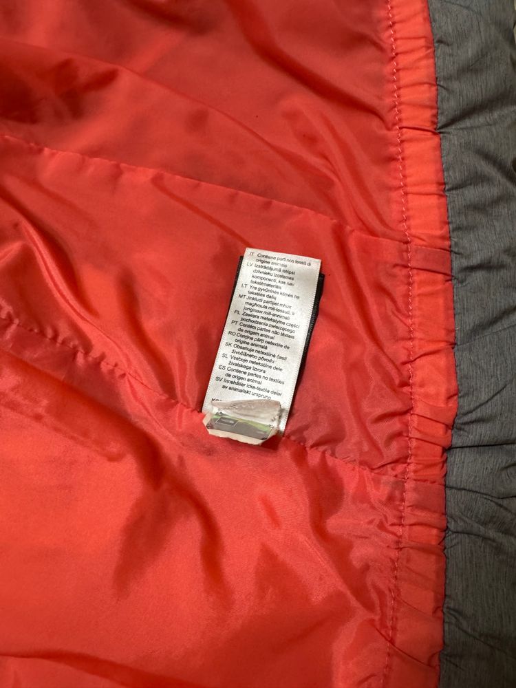 The North Face Women'S Hooded Puffer Jacket imagen 4