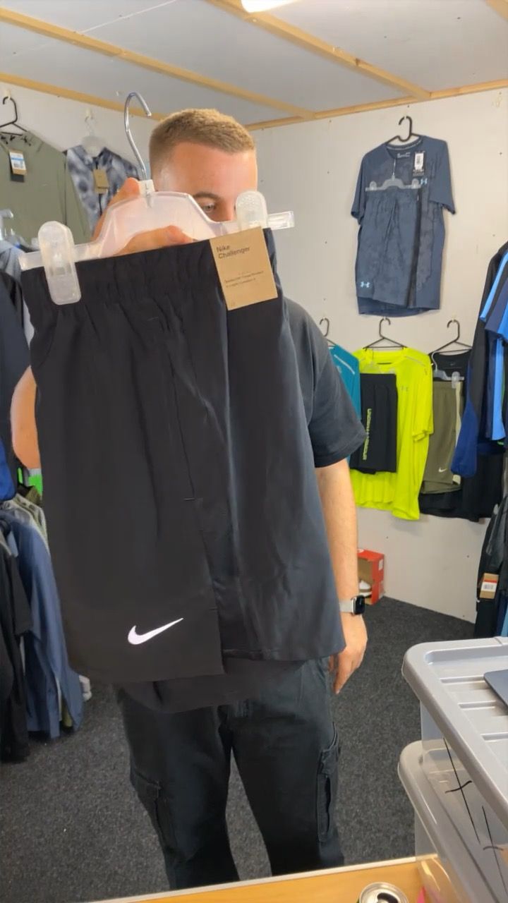 Nike NIKE CHALLENGER SHORT SIZE M BLACK product image