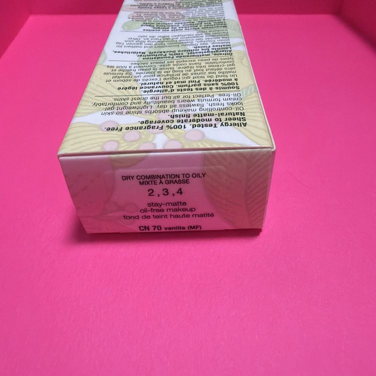 Immagine di Clinique Stay Matte Oil Free Makeup CN70 Vanilla 30ml BNIB 2