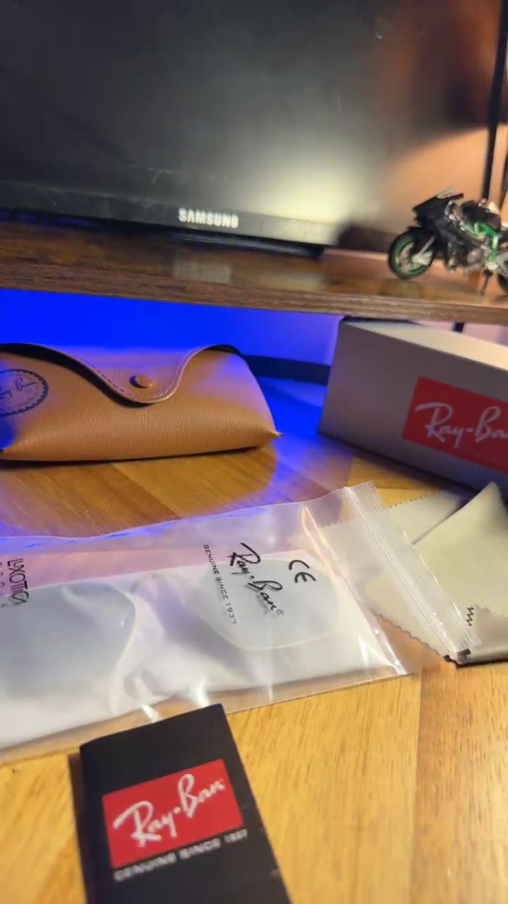 Ray-Ban Ray-Ban Sunglasses product image