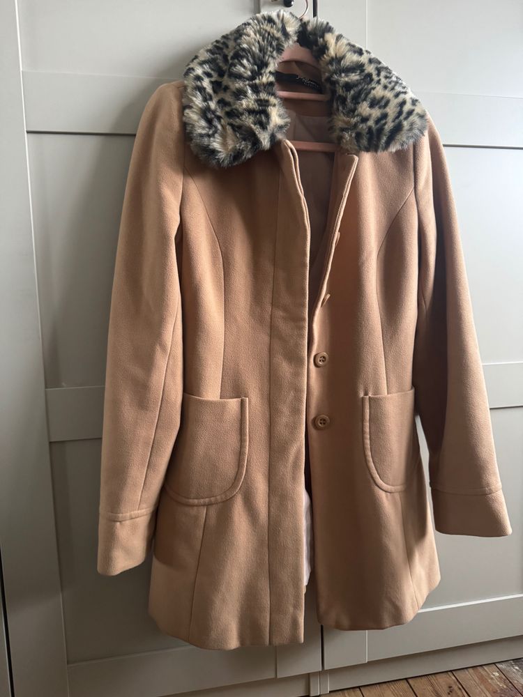 Jane Norman Women'S Coat With Faux Fur Collar