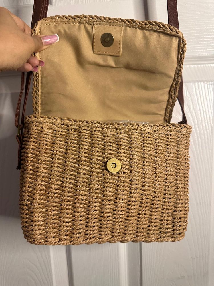 Woven Crossbody Bag imagen 2
