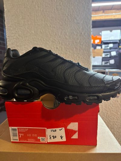 Nike Air Max Plus Black Sneakers