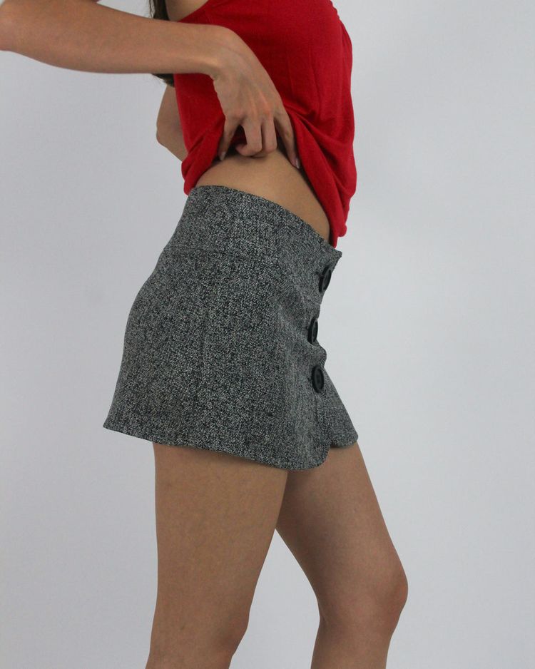 gossip girl drop | small grey button-front mini skirt 3