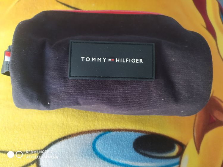 Tommy Hilfiger Tommy Hilfiger Black Pouch Bag product image