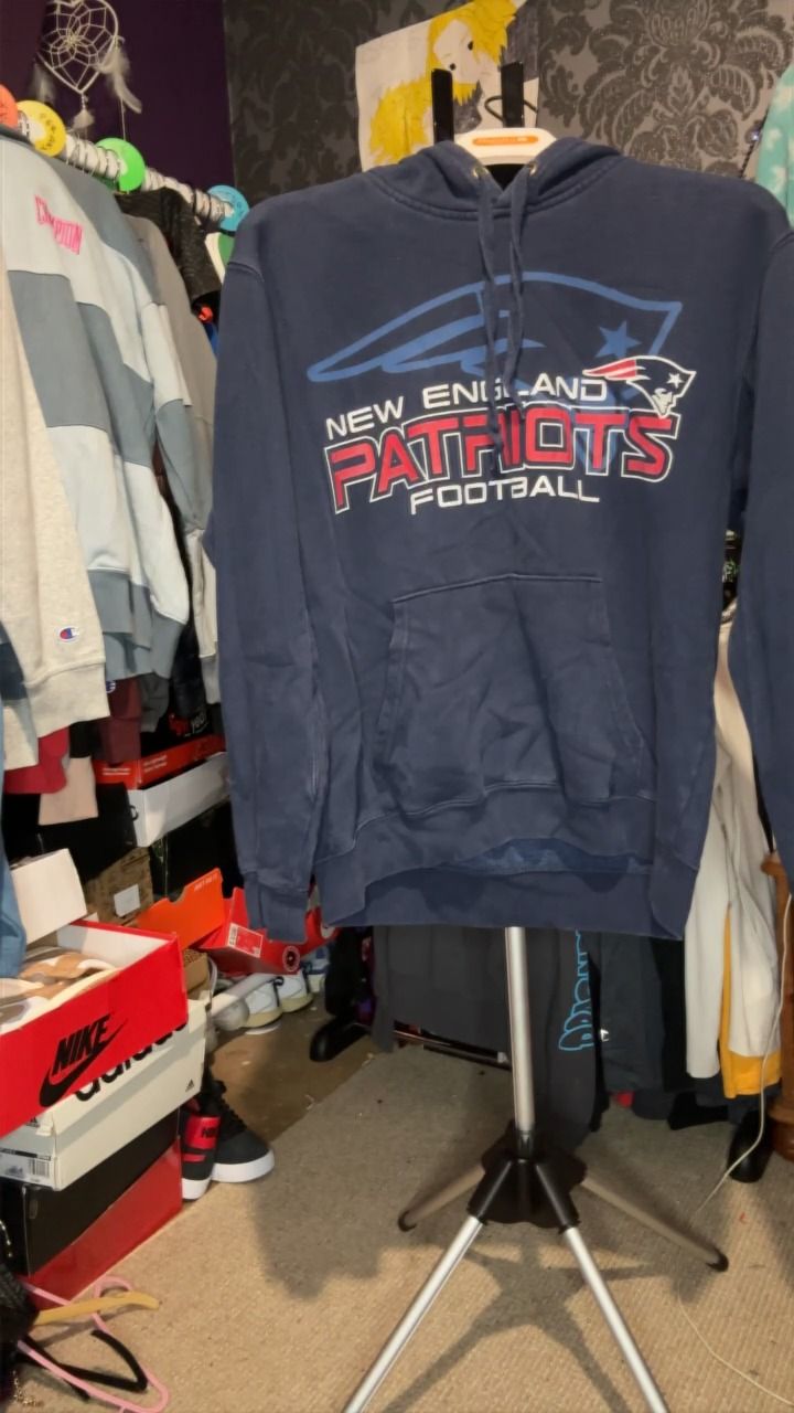 NFL nfl hoodie size large  product image