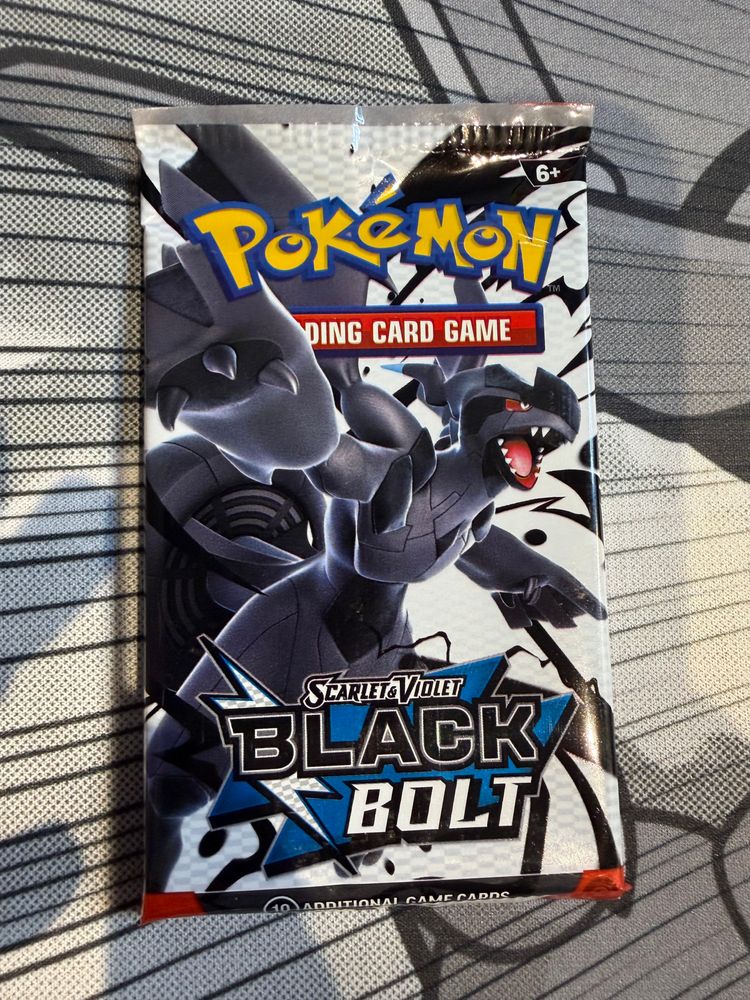 Pokémon Trading Card Game Scarlet & Violet Black Bolt Booster Pack