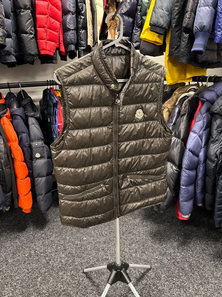 Medium men - Moncler Puffer Vest gui 