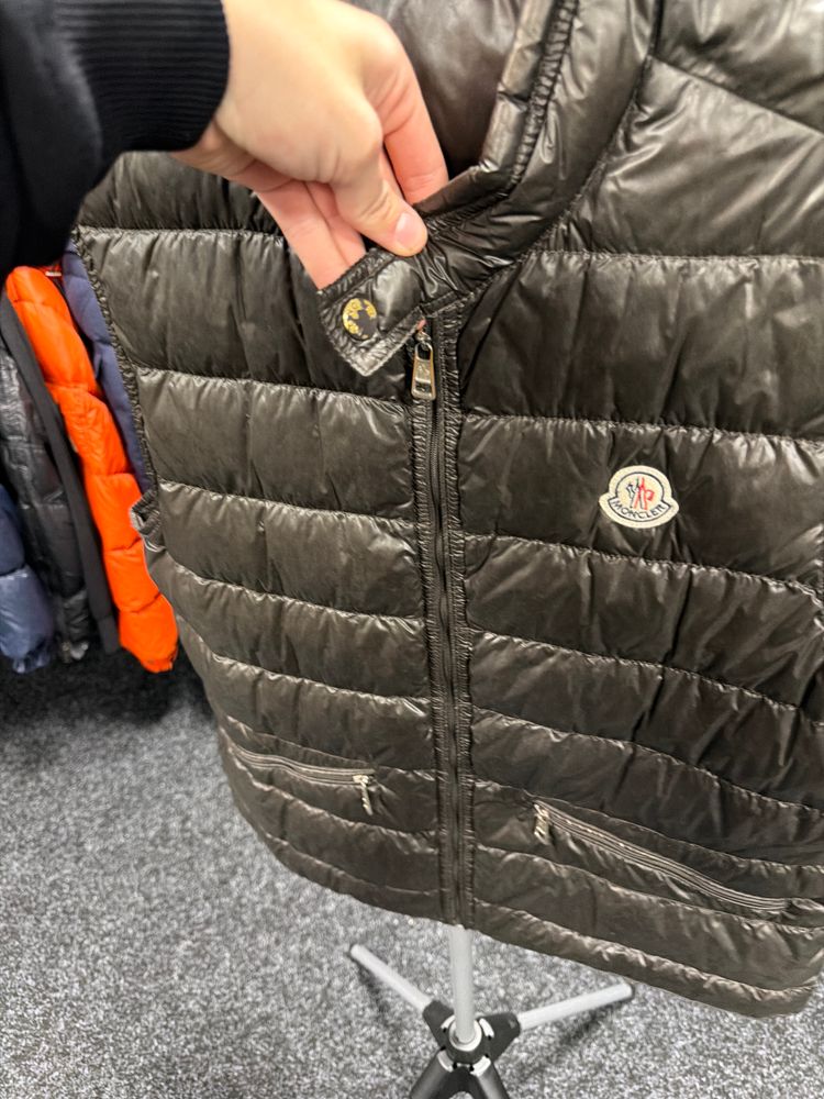 Medium men - Moncler Puffer Vest gui  2