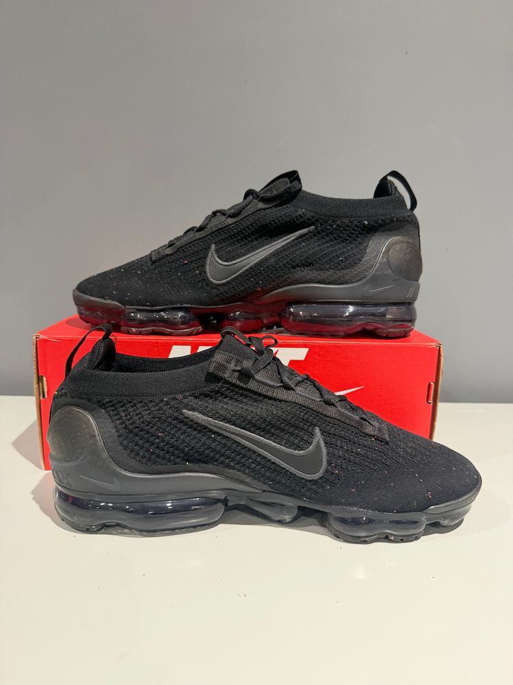 Immagine di Nike Air VaporMax 2021 FK Black Anthracite UK 11 (No Box) 2