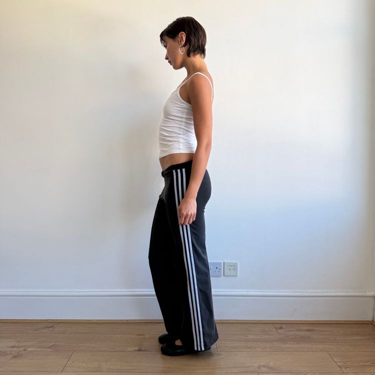 Black o-ring Adidas flared yoga pants - Size XS imagen 9
