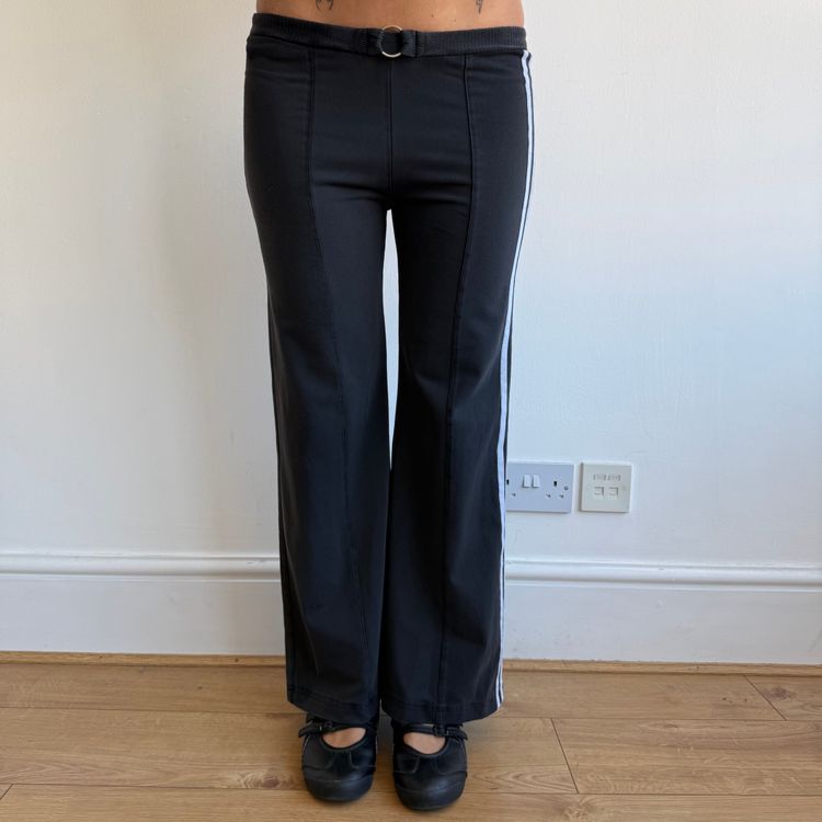 Black o-ring Adidas flared yoga pants - Size XS imagen 3