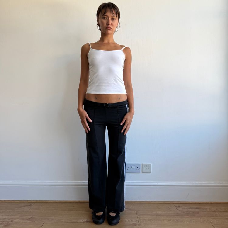 Black o-ring Adidas flared yoga pants - Size XS imagen 4