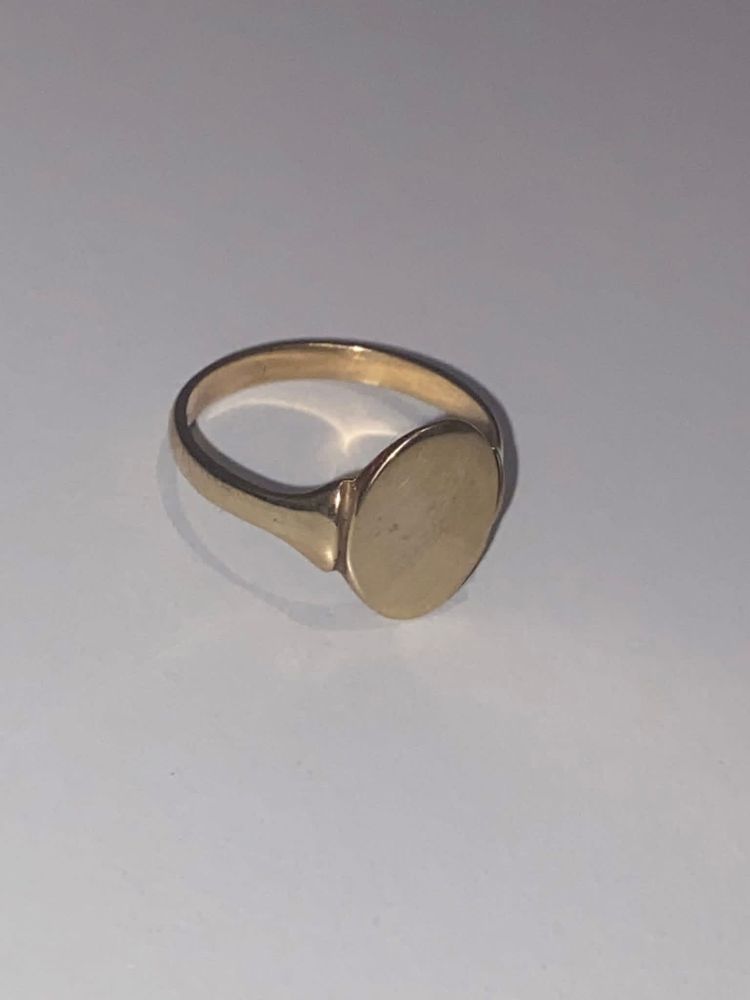 Gold Signet Ring 2