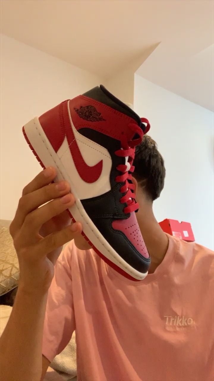 Jordan jordan 1 mid bred size 4 product image