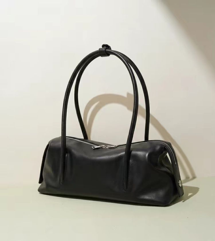 Black Handbag With Tassel Detail Purely handmade