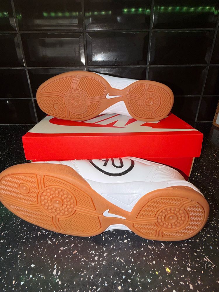 Immagine di Nike T90 Indoor Soccer Shoes 5