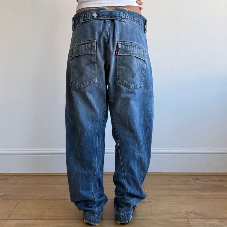 Levi’s Engineered button back jeans - Size 32x34 image 6