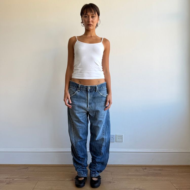 Levi’s Engineered button back jeans - Size 32x34 image 2