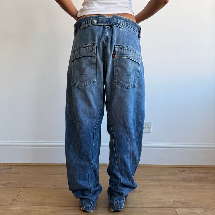 Levi’s Engineered button back jeans - Size 32x34 image 7
