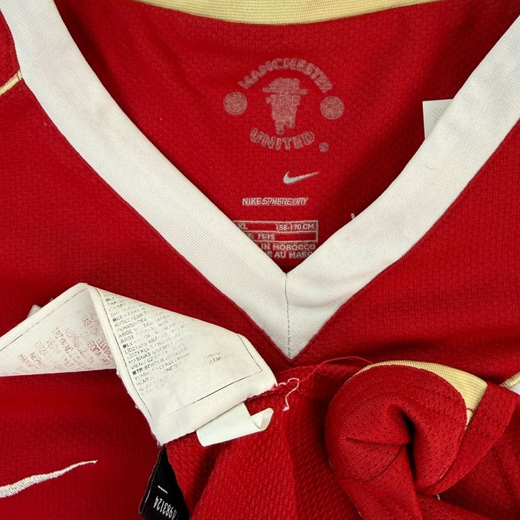 Manchester United 2006 Home Shirt (XS) image 2