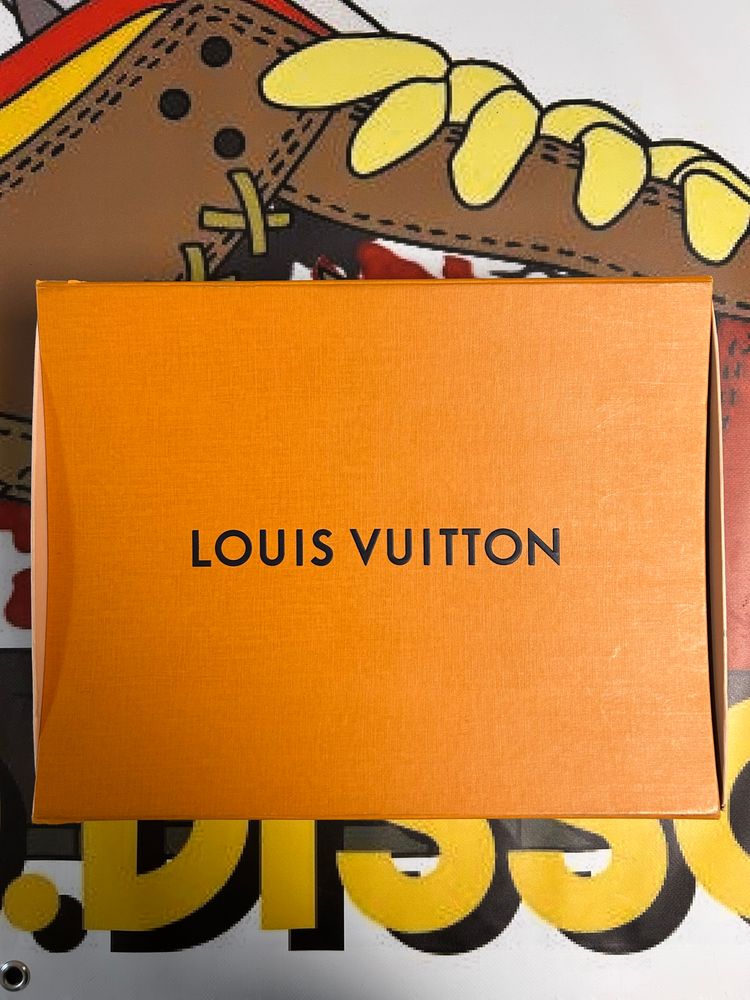 Louis Vuitton Trainer  White Leather 8.5 image 9