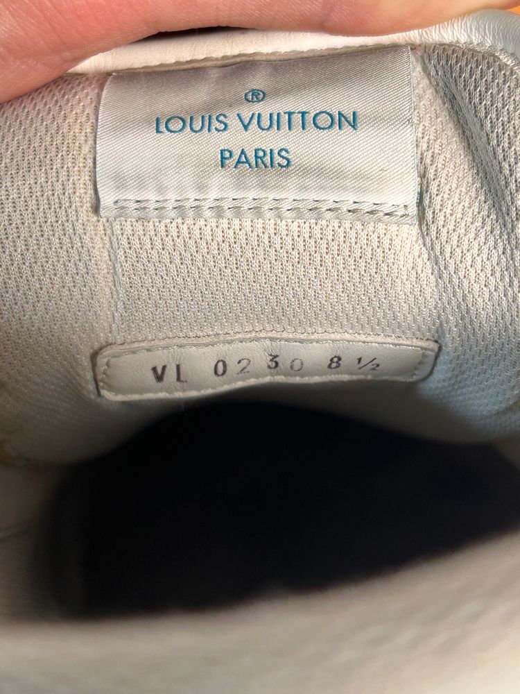 Louis Vuitton Trainer  White Leather 8.5 image 10