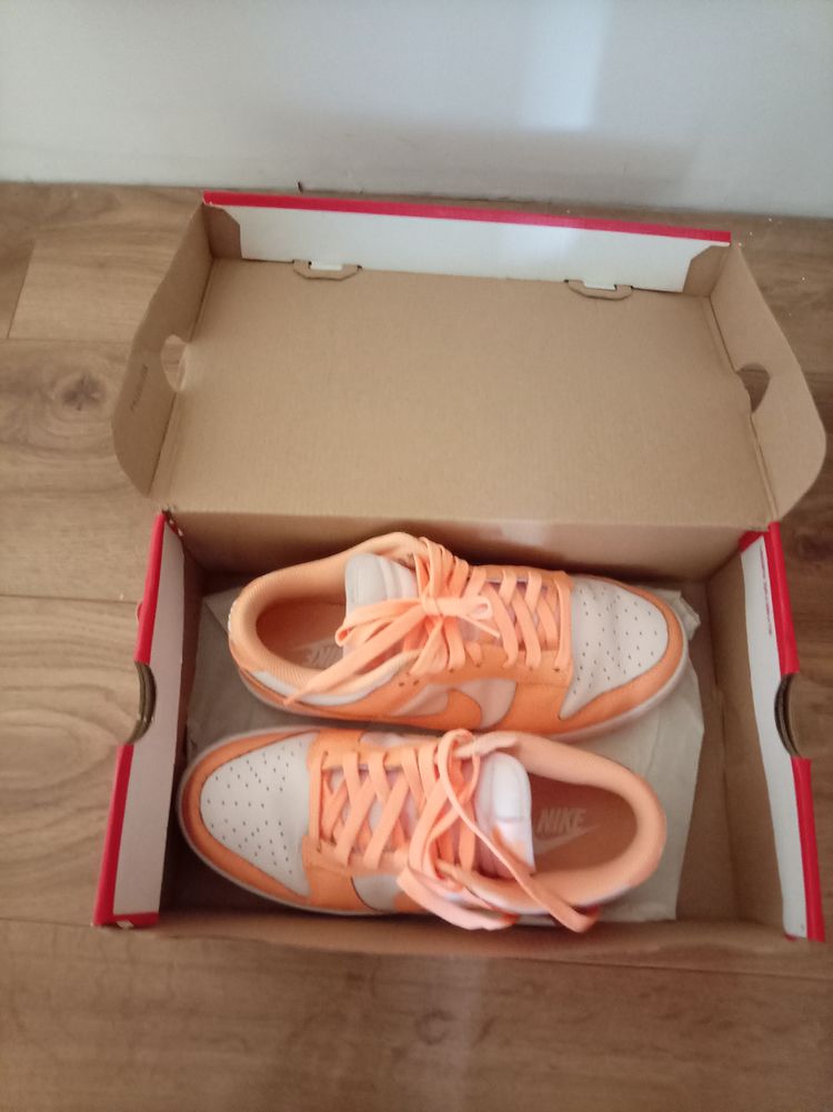 Nike Sneakers 3