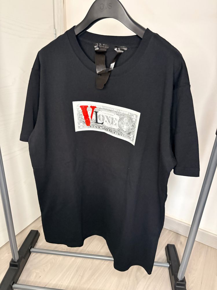 Black V-Lone T-Shirt