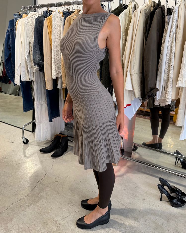 The Tara dress image 1