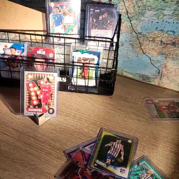 Immagine del prodotto Topps ngumoaha alvarez topps