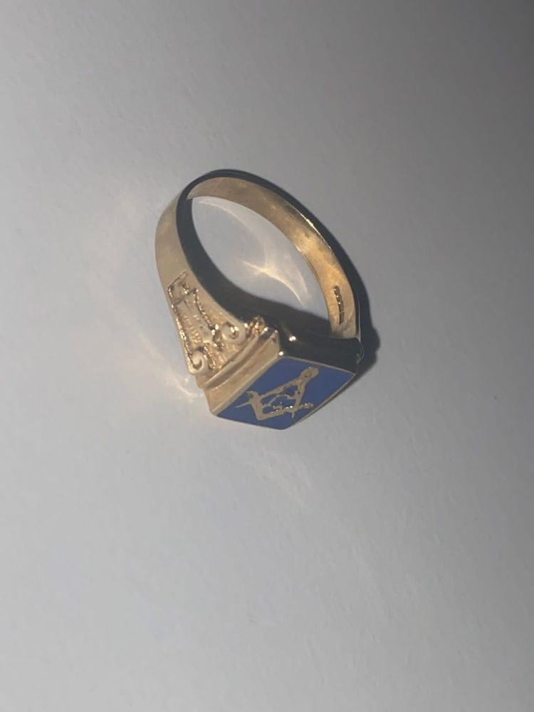 Other 9ct Gold Ring With Blue Square Emblem  product image